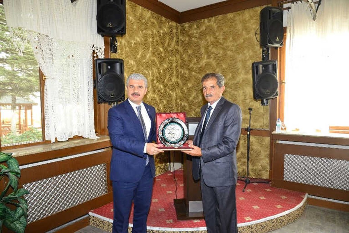 Vali İbrahim Akın: "Muhtarlar, Görevlerini Önemseyerek Yapıyor"