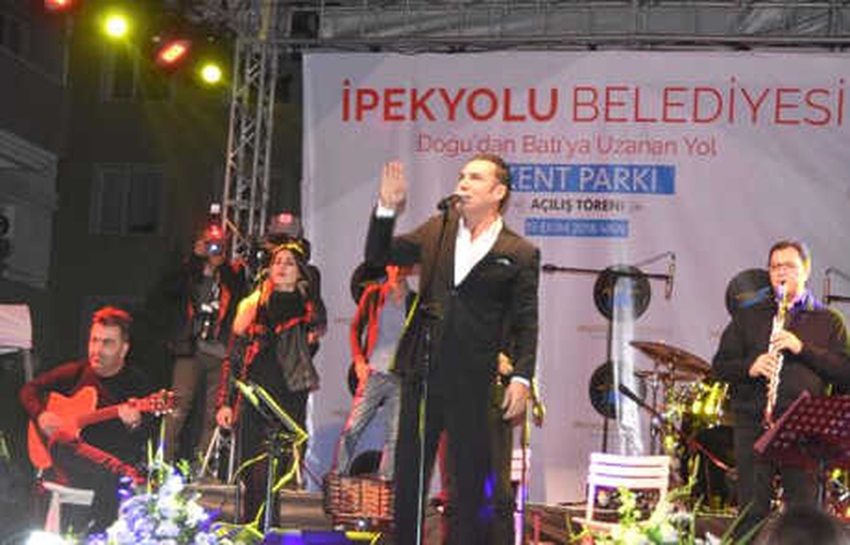 Vali Zorluoğlu: Van Büyükşehir Belediyesi\'ni 800 Milyon TL Borçla Devraldık