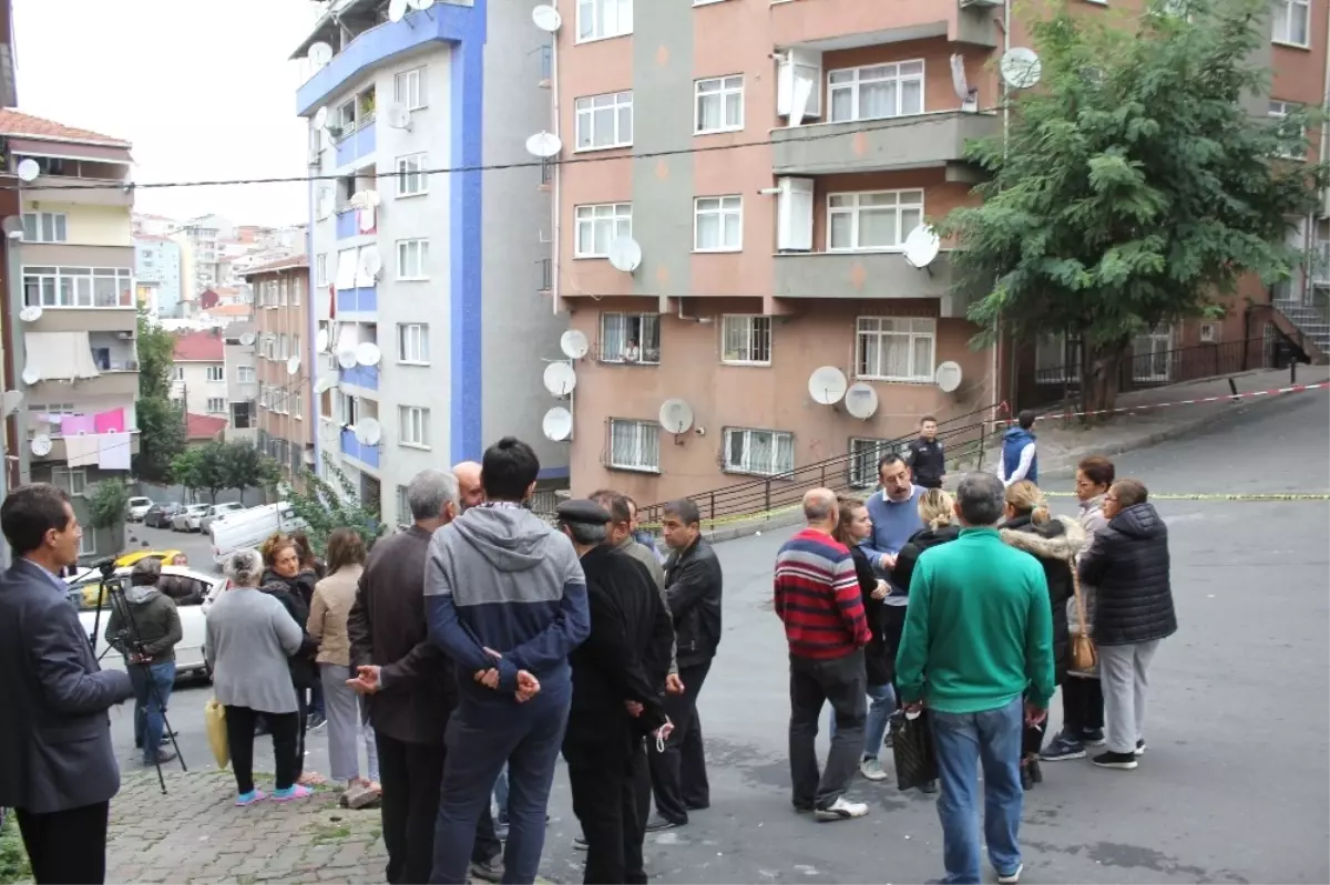 Yıkım Tehlikesiyle Evini Boşaltan Vatandaşlar Yardım Bekliyor