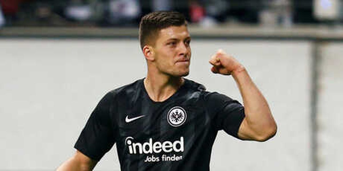 Eintracht Frankfurt Forması Giyen 20 Yaşındaki Luka Jovic, Attığı 5 Golle Maça Damga Vurdu