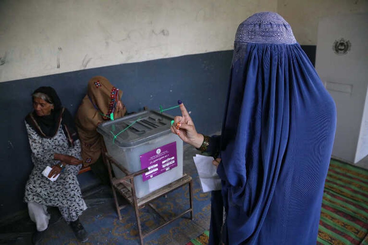 Afganistan\'da Halk Sandık Başında