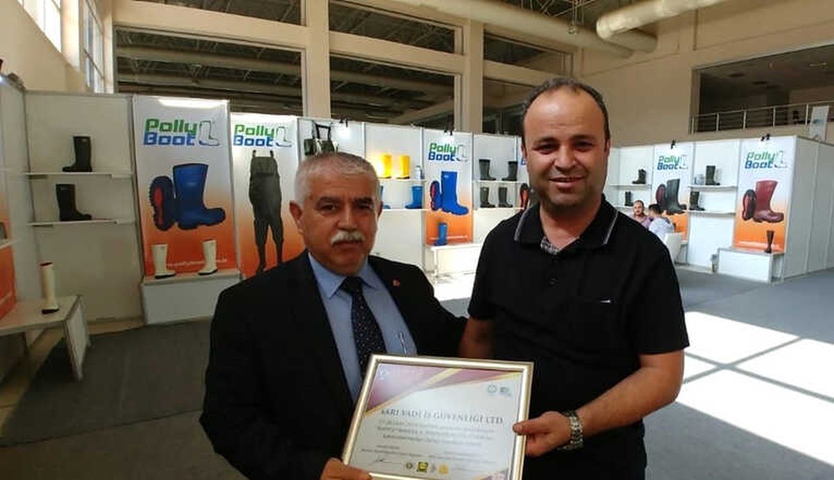Ayakkabı Sektörünün Kalbi Manisa\'da Attı