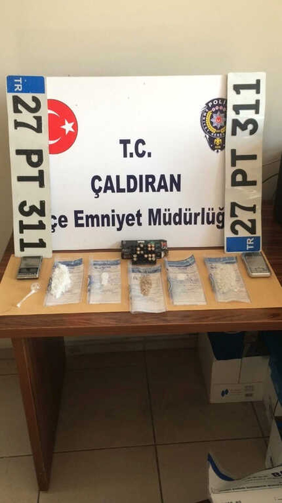 Çaldıran\'da 93 Gram Metamfetamin Ele Geçirildi
