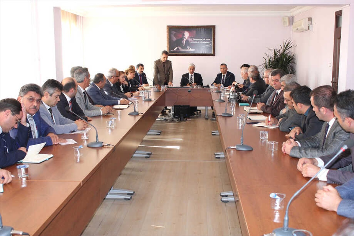 Kaymakam Kanyılmaz Okul Müdürleri ile Toplantı Yaptı