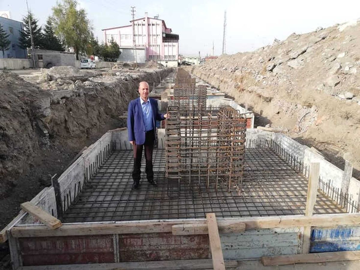 Şuhut\'ta Kapalı Pazar Yeri Çalışmaları Devam Ediyor