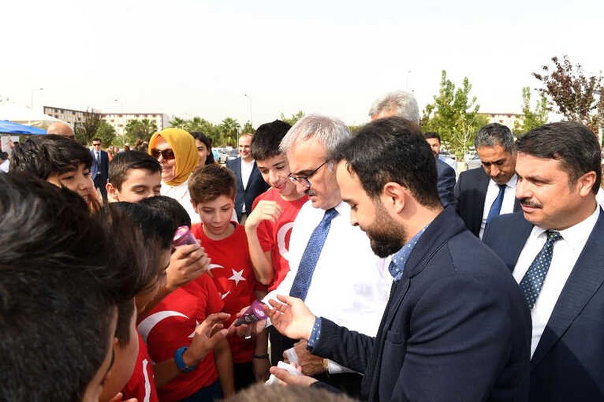 Vali Karaloğlu, Yetim Aileleriyle Bir Araya Geldi