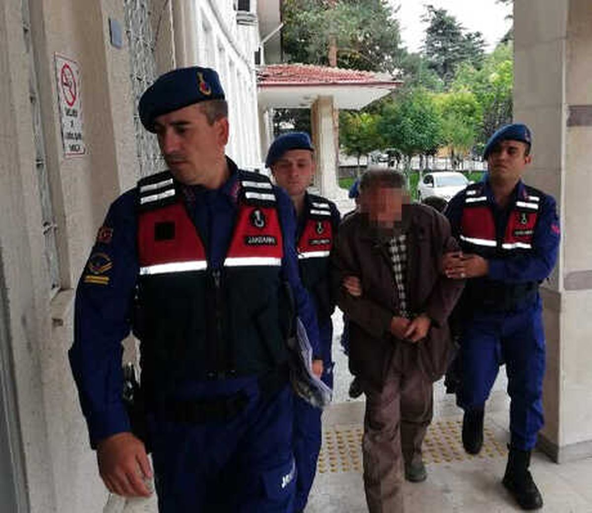Bakır Kablo Çalan Baba- Oğul Yakalandı