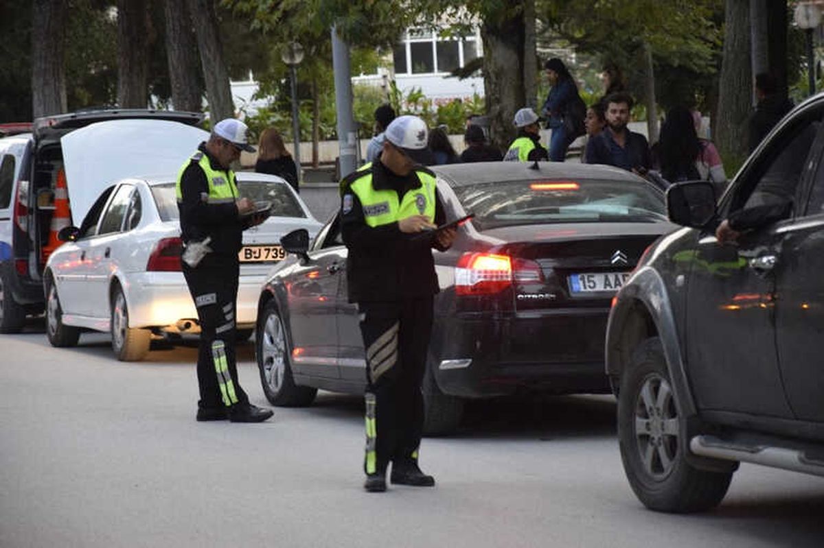 Burdur\'da Trafik Uygulaması