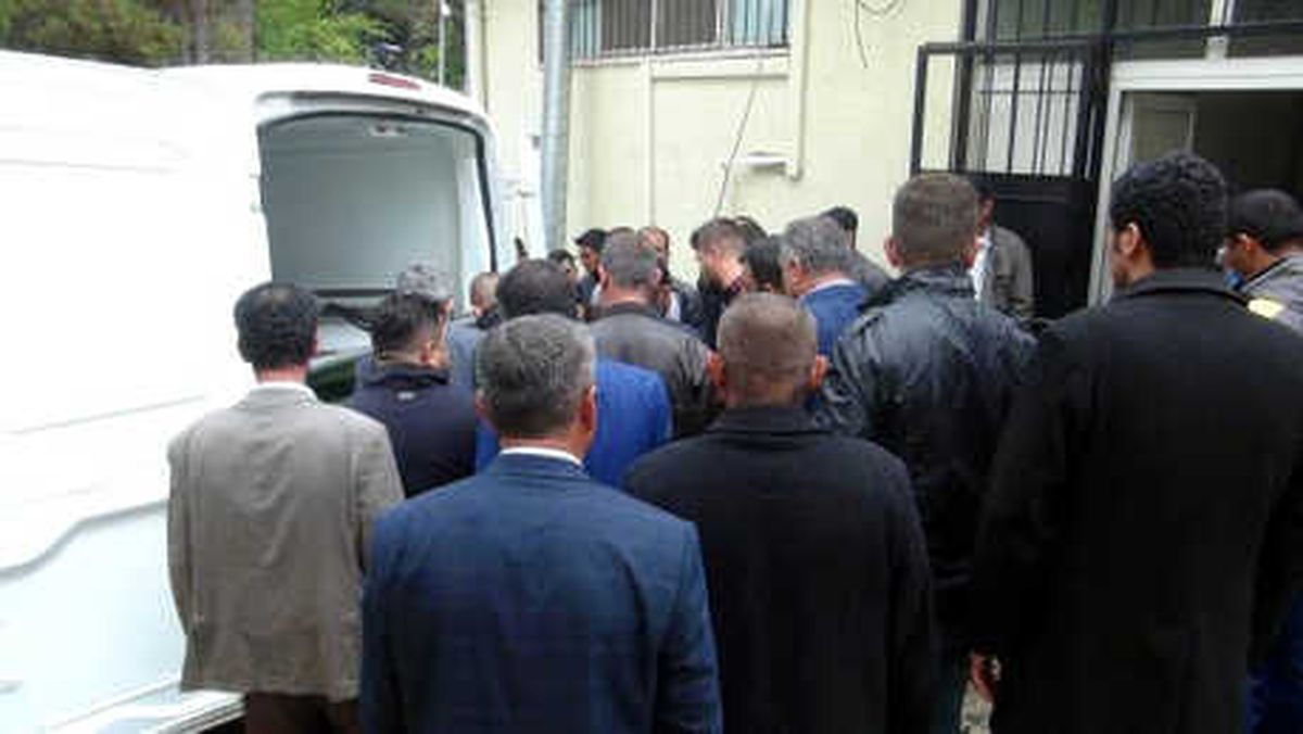 Düğünde Açılan Ateşle Ölen 4 Çocuk Babası, Toprağa Verildi