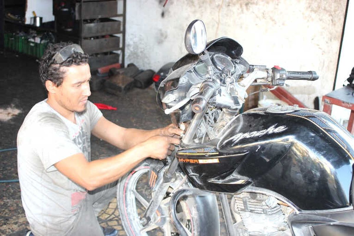 Engelli Suriyeli Ahmet\'in Çalışma Azmi Takdir Topluyor