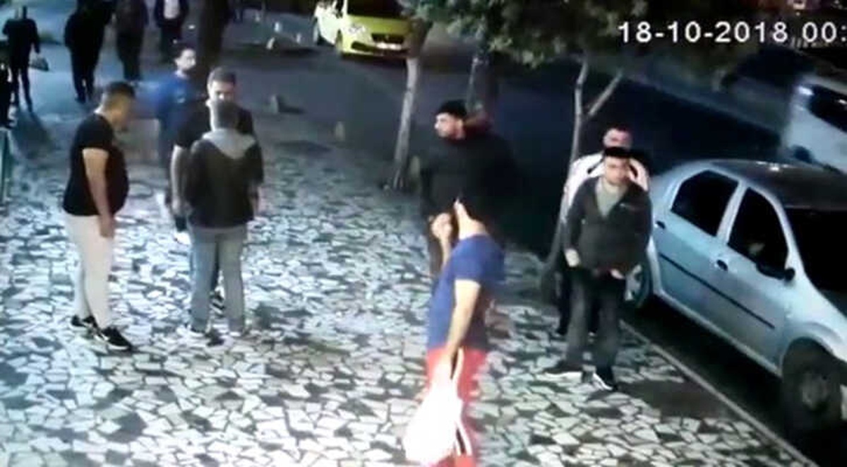 Fatih\'te Iraklı Turistleri Soyan Zanlılar Kamerada