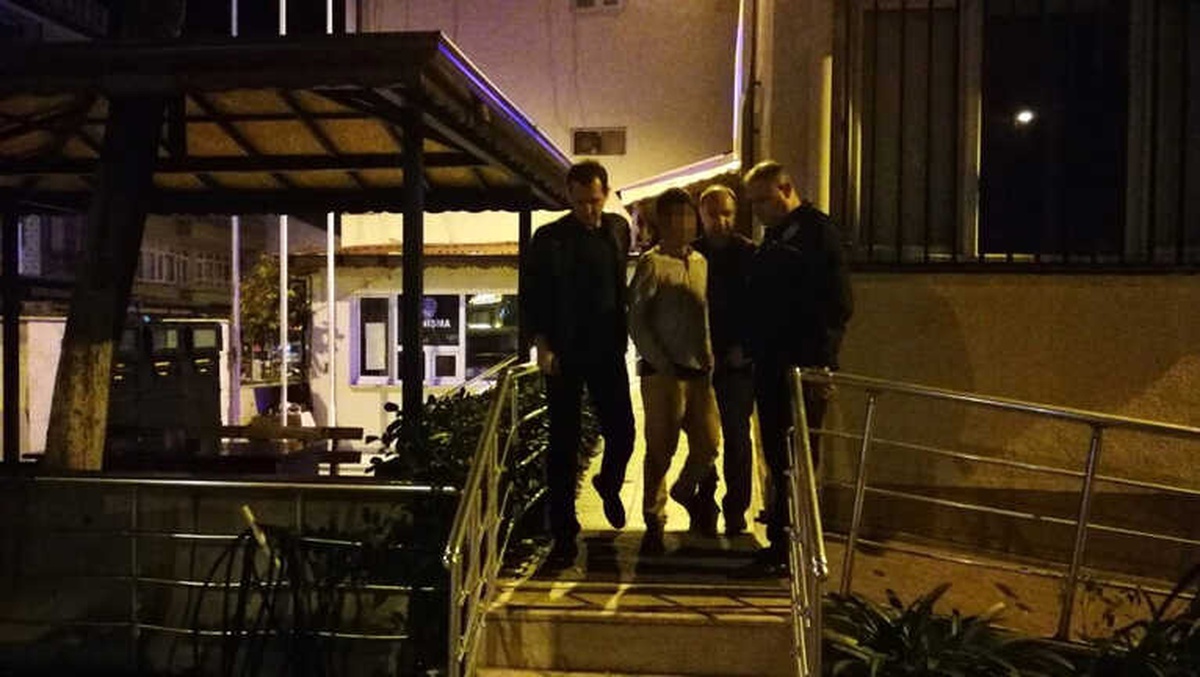 Gözlerini Açmaya Hali Yokken Otomobil Çaldı