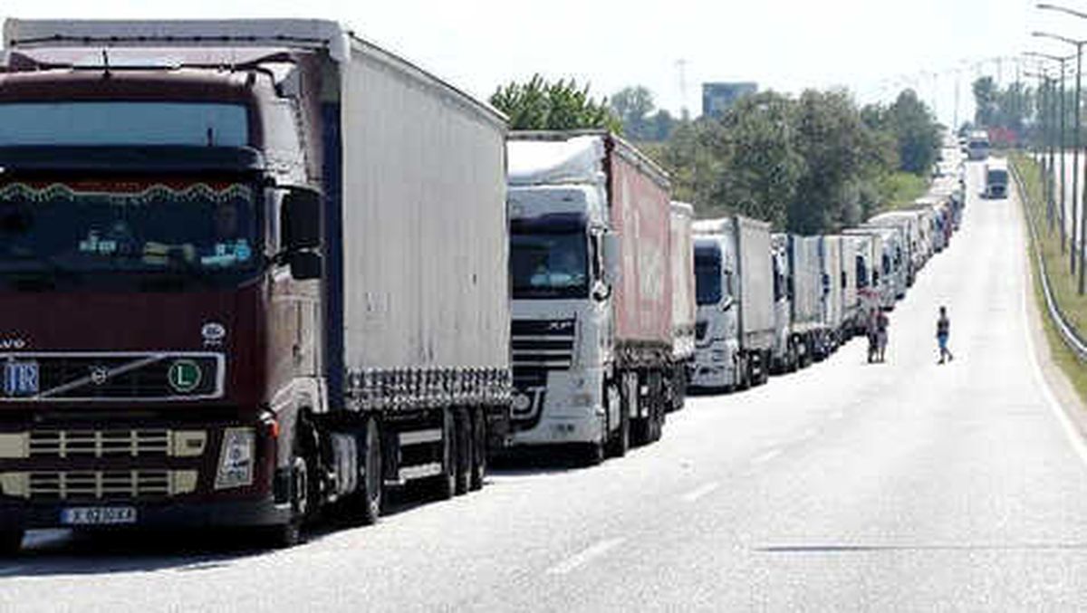 Kapıkule\'de \'Çile\' Kuyruğu 13 Kilometre
