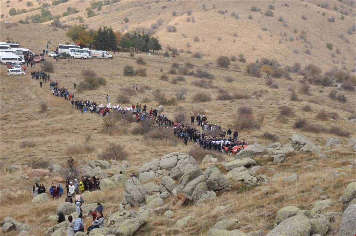 Kırıkkale 10. Geleneksel Dinek Dağı Cumhuriyet Yürüyüşü
