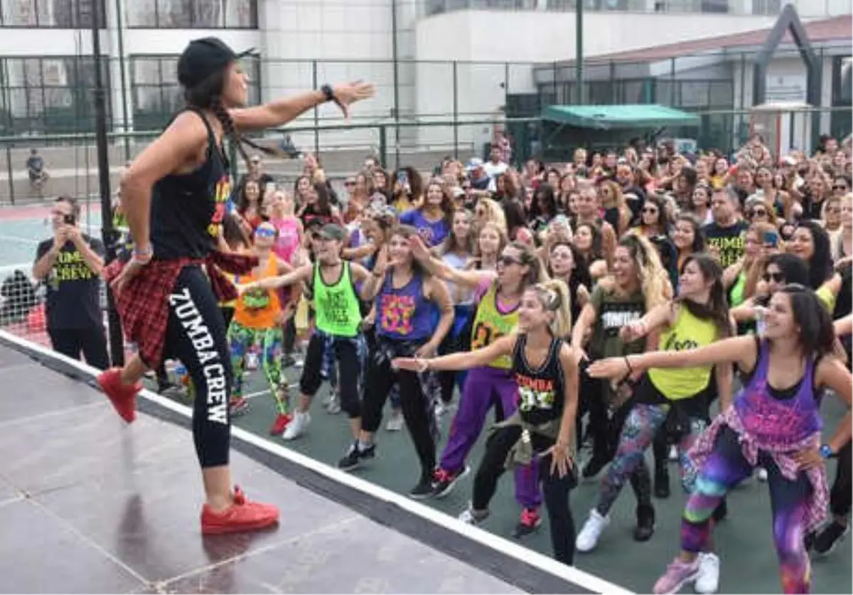 Mavişehir Sports International Spor Merkezi\'nde Loretta Bates Rüzgarı