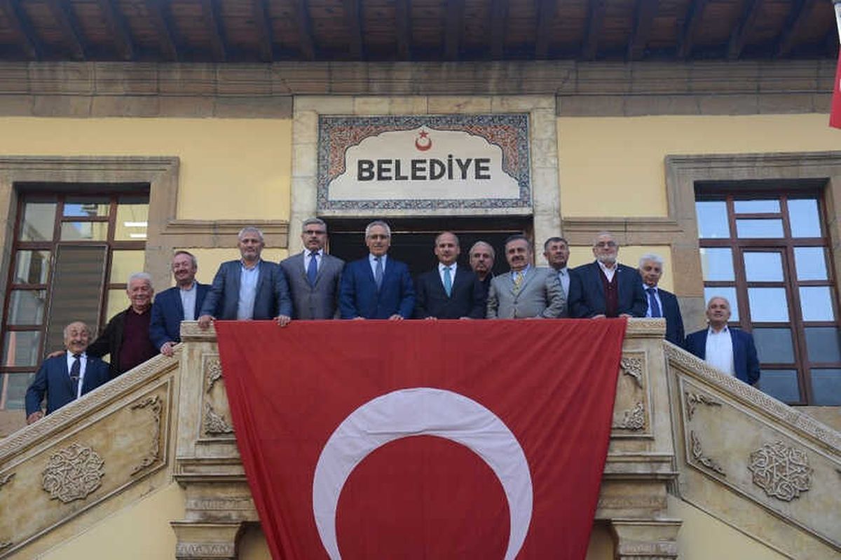 Muhtarlardan Çorum Belediyesi\'ne Ziyaret