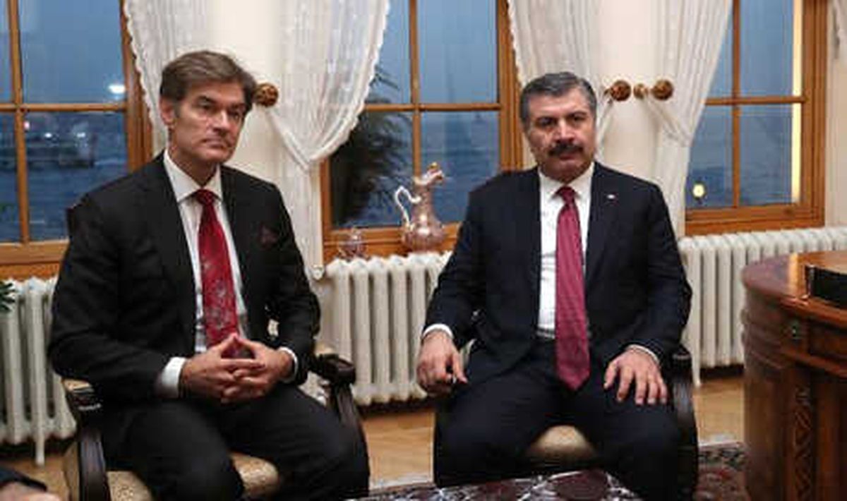 Sağlık Bakanı Koca, Prof. Dr. Mehmet Öz ile Bir Araya Geldi