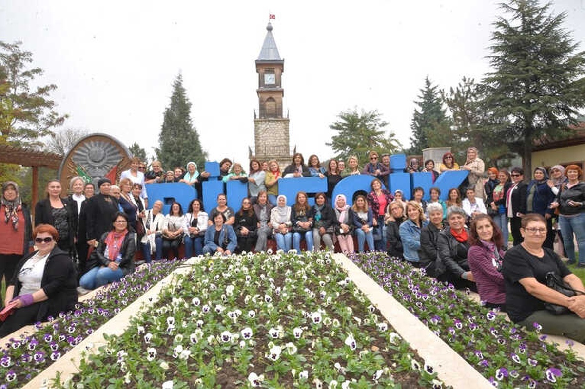 81 İlden Gelen Kadın Muhtarlar Bilecik\'te Buluştu
