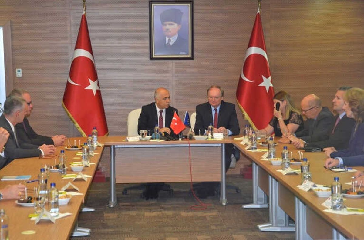 AB Üyesi 16 Devletin Büyükelçileri Denizli\'de