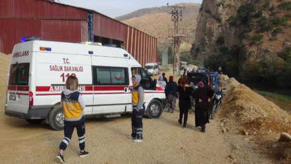 Asi Nehri\'nde Kaybolan Genci Arama Çalışmaları Sürüyor