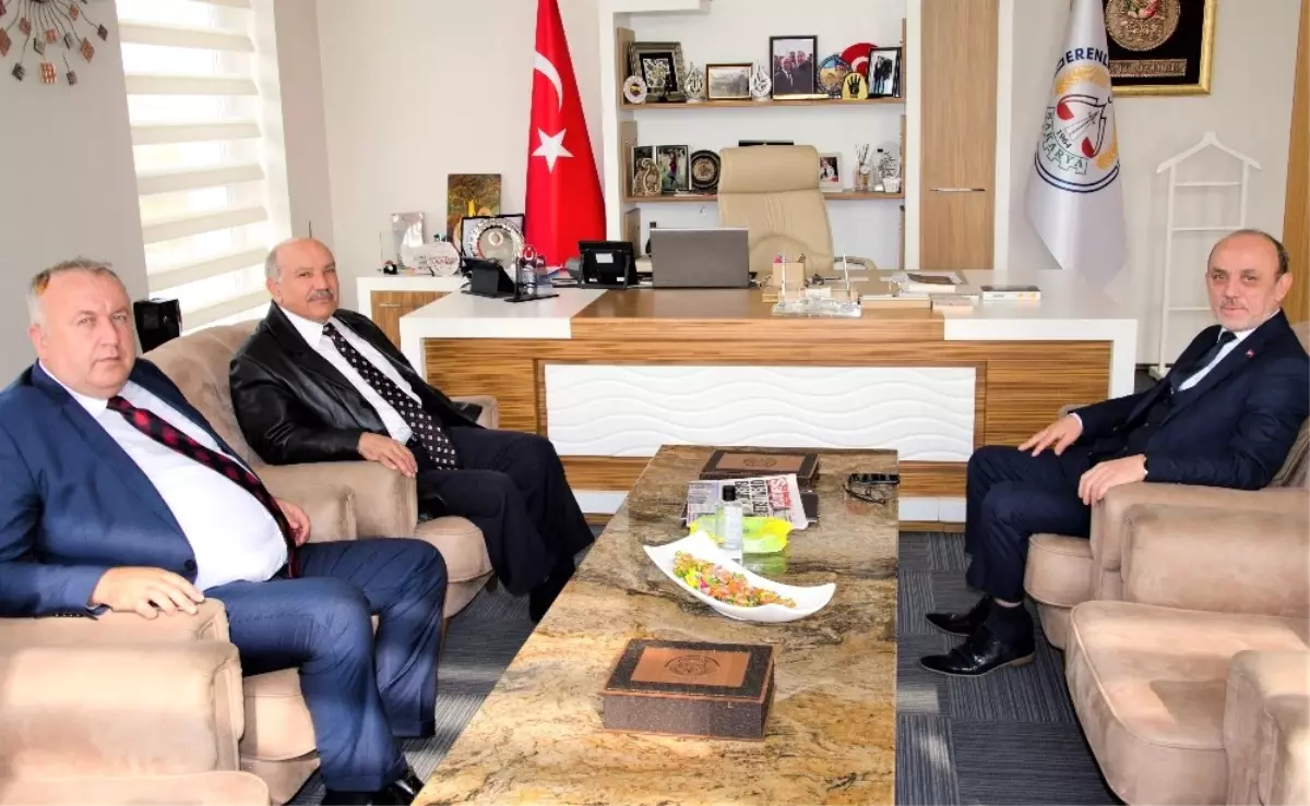 Başkan Öztürk, Ziyaretçilerini Ağırladı