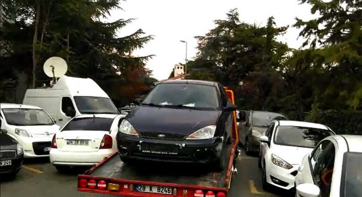 Başkonsolosluktan Çekiciyle Bir Araç Çıkarıldı