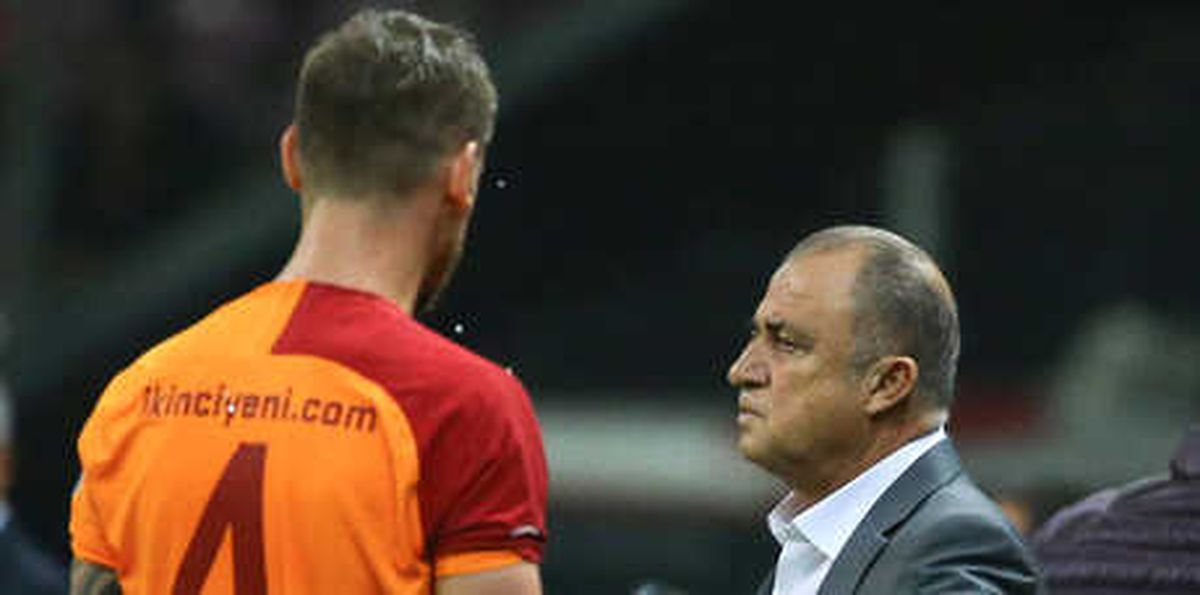 Galatasaray\'da Serdar Aziz Şoku!