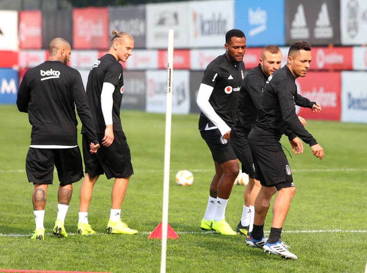Genk Maçı Hazırlıkları Başladı
