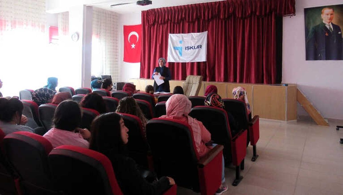 İşkur\'dan Yerköy\'de Süs Bitkileri Kursu