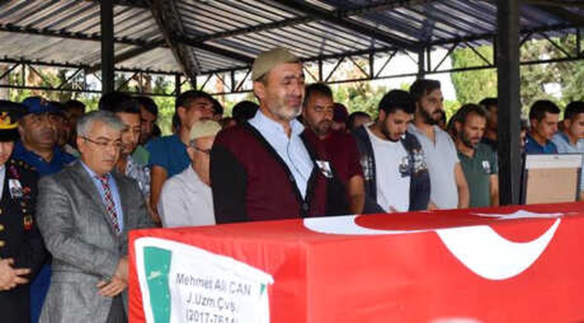 İzne Gelen Uzman Çavuş Kazada Öldü, Arkadaşı Yaralı (2)