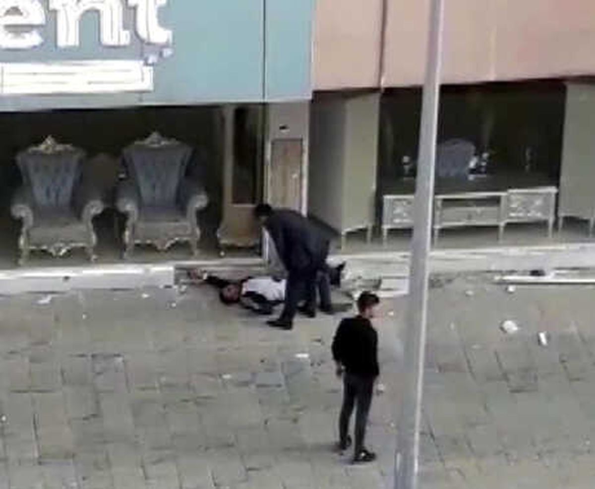 Kaldırımda Yürürken Ciple Çarpıp Kaçtılar
