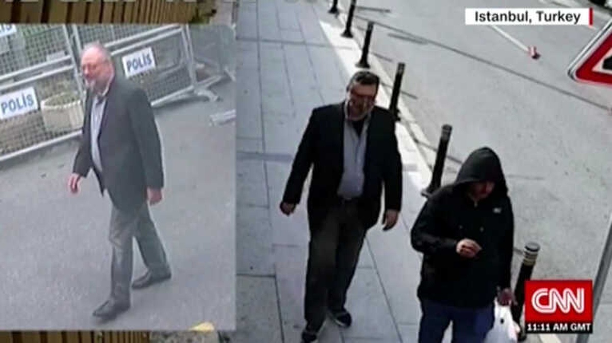 Kaşıkçı\'nın Kıyafetlerini Giydi, Konsolosluğun Arka Kapısından Çıktı