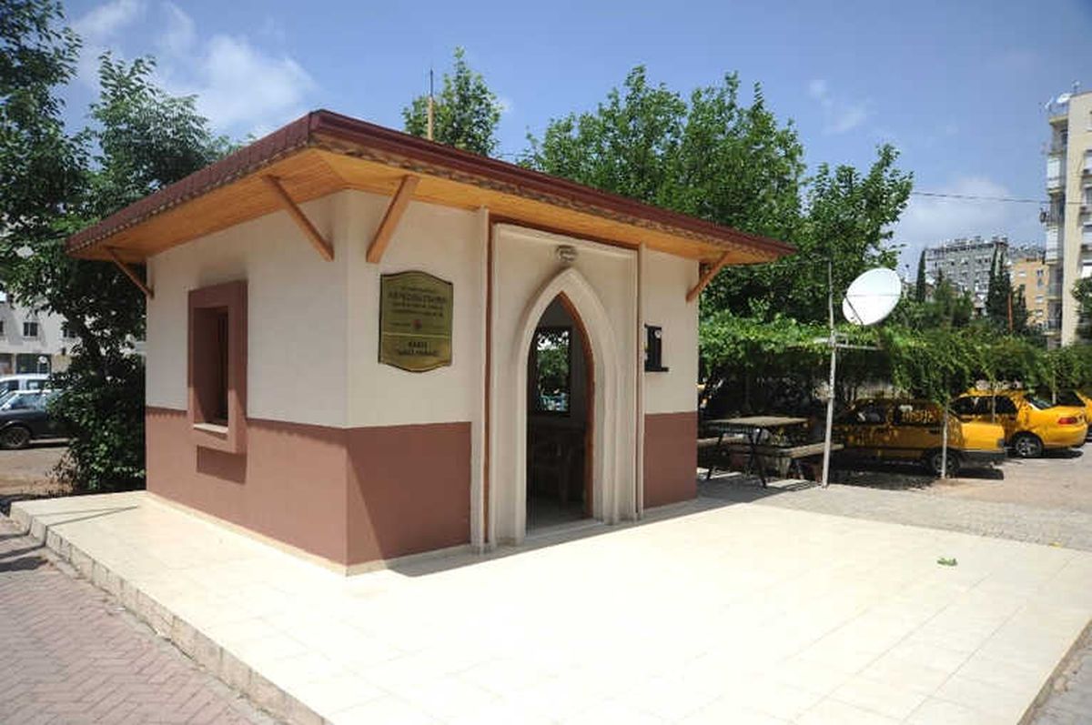 Kepez\'den Modern Taksi Durakları