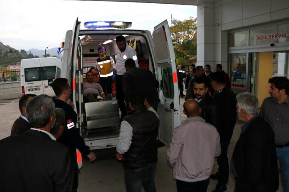 Malatya\'da Yol Verme Kavgası: 2 Yaralı