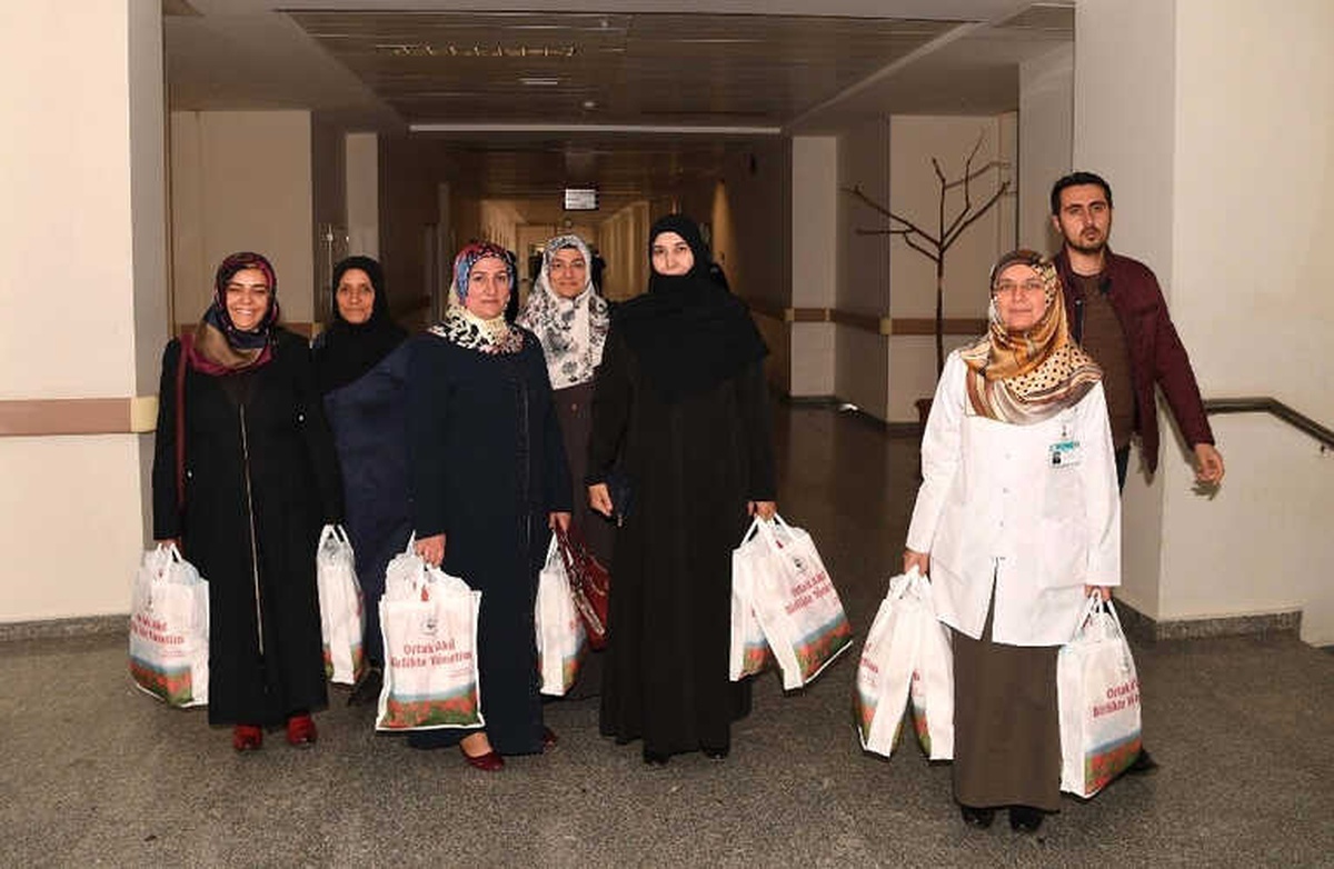 Muş Belediyesi Kadın Meclisi Gönüllere Dokunuyor
