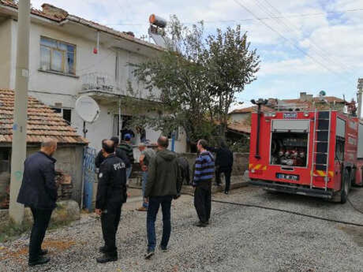 Mutfak Aspiratöründen Çıkan Yangın Söndürüldü