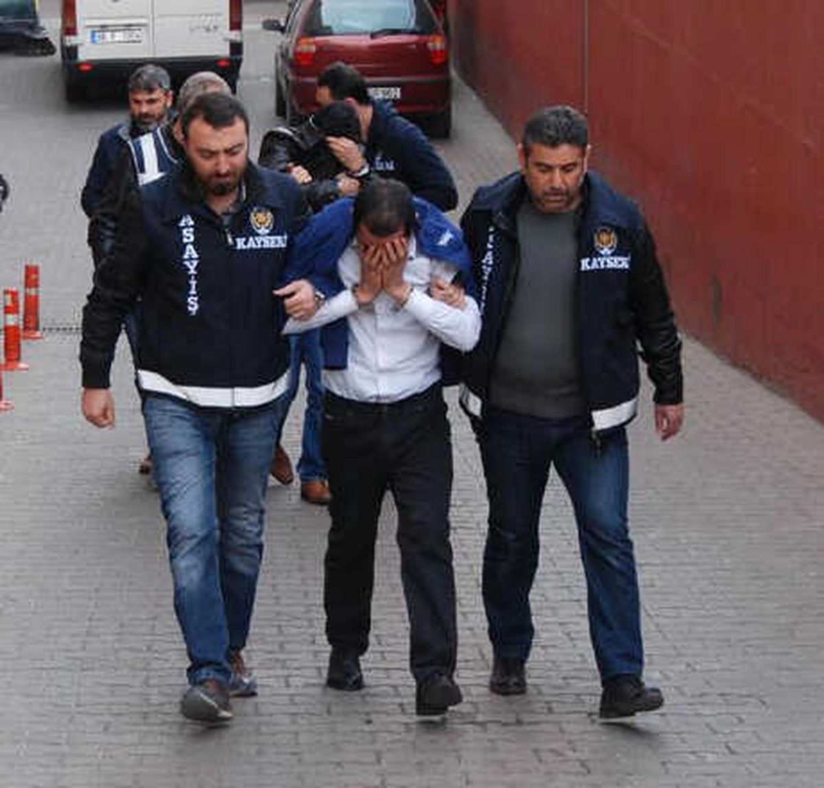 Profesörü Dolandıran Sanık: Hesabımda 355 Bin Lirayı Görünce Başım Döndü