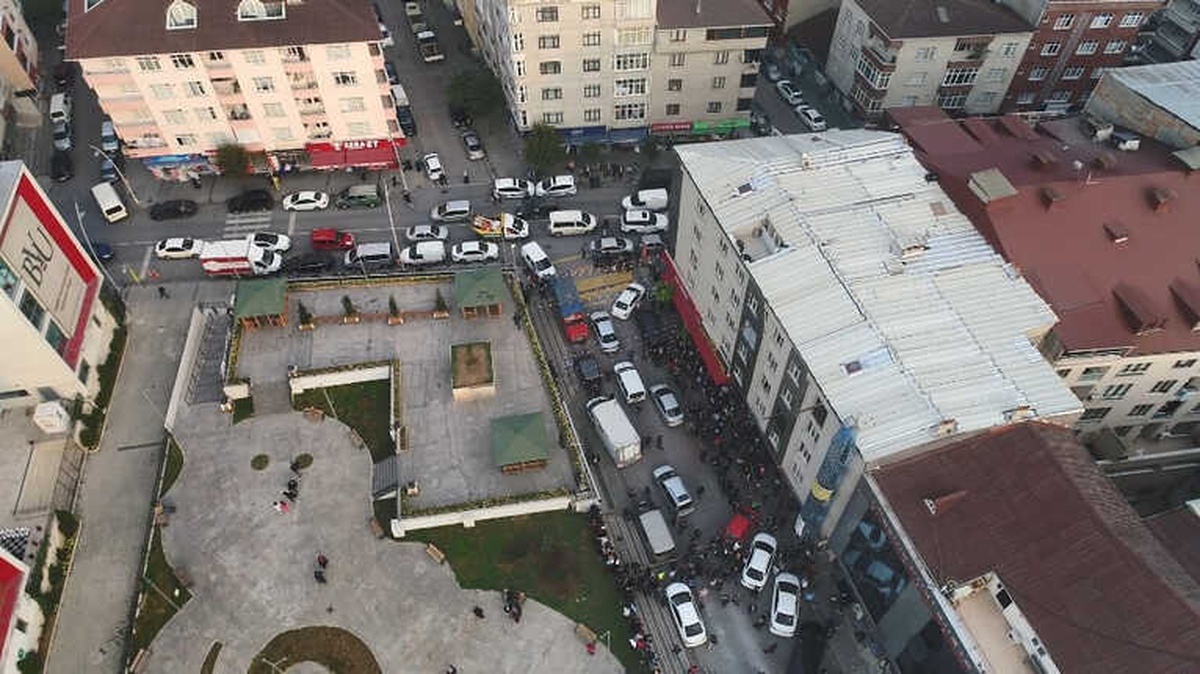 Suudi Arabistan Başkonsolosluğu\'nun Aracının Bulunduğu Otopark Havadan Görüntülendi