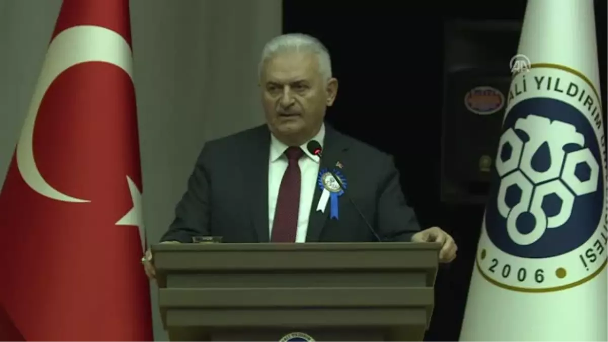 TBMM Başkanı Yıldırım: "Fikirler Asla Tehdit Altında Olmamalı"