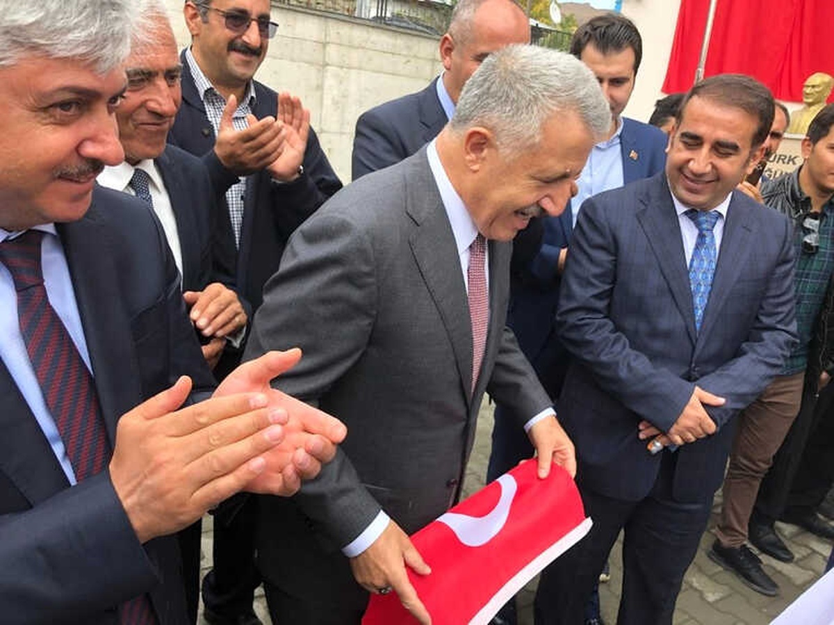 Vali Doğan ve AK Parti Milletvekilleri Kağızman\'da