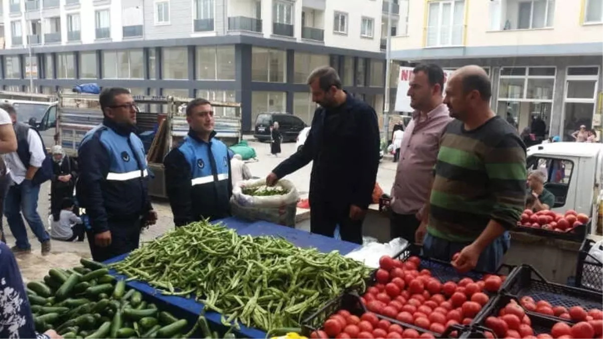 Başkan Işık Pazarın Nabzını Tuttu