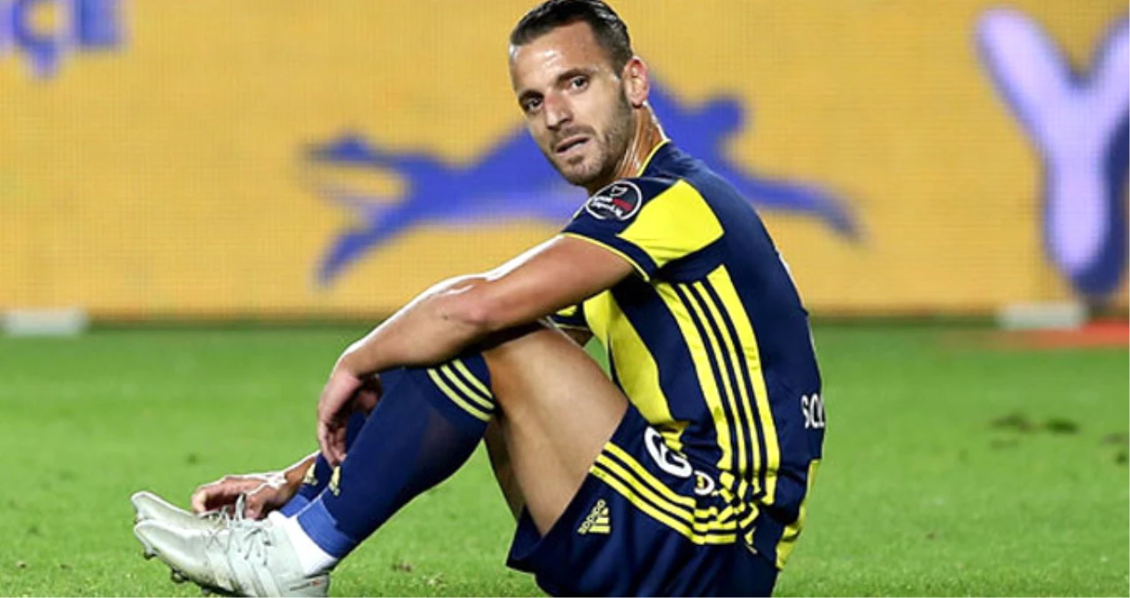 Fenerbahçe, Valbuena ve Soldado\'yu Sözleşmedeki Opsiyon Nedeniyle Oynatmıyor