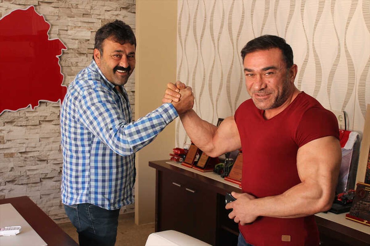 İş Adamı Güney, Öncül\'e Sponsor Oldu