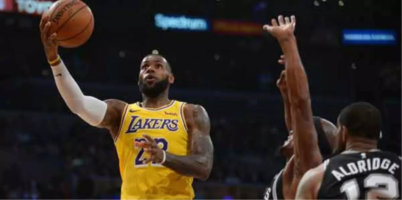 Lebron James Uzatmada Kaybetti