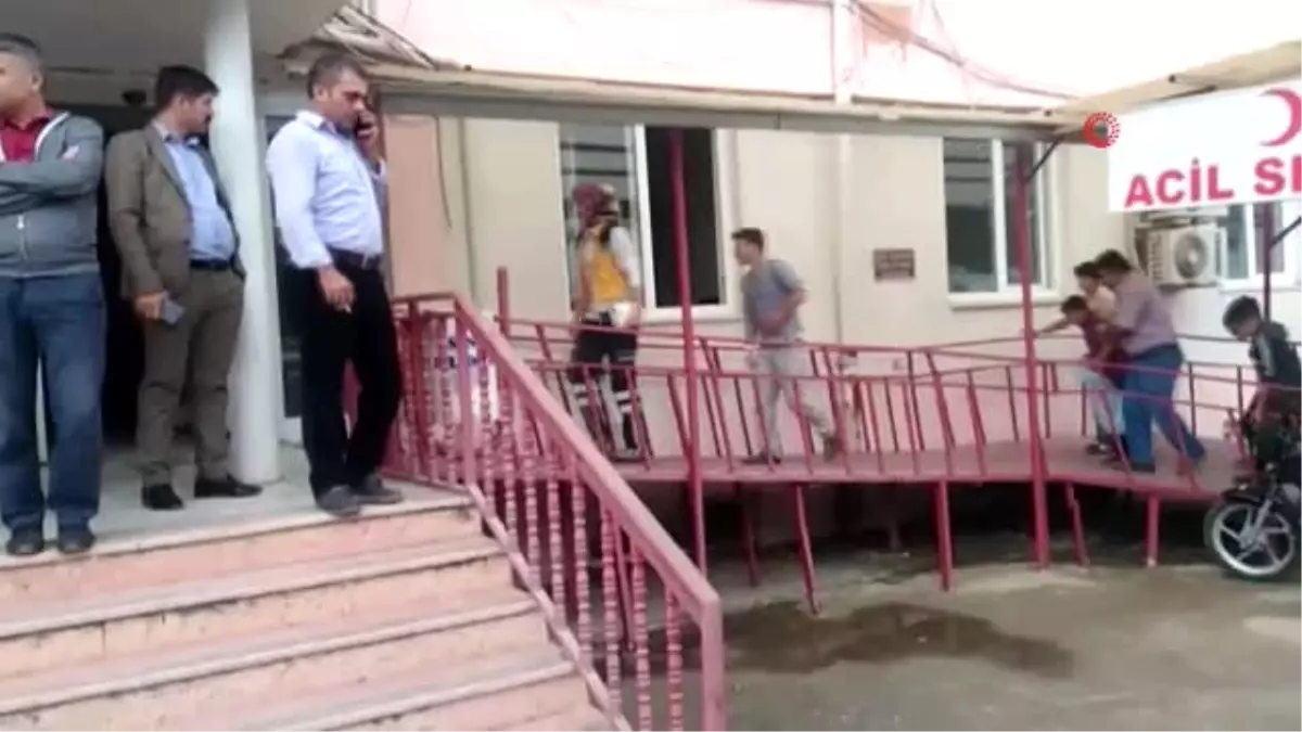 Sason\'da 29 Öğrenci Gıda Zehirlenmesi Şüphesiyle Hastaneye Kaldırıldı