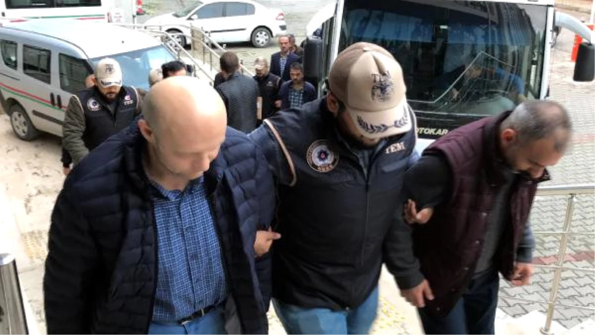Zonguldak\'ta Fetö Şüphelisi 13 Kişi Adliyede
