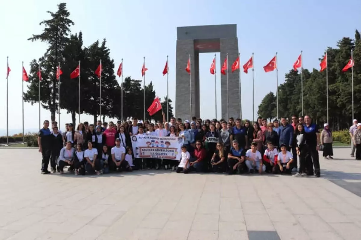 Antalya Polisinden Lise Öğrencilerine Çanakkale Gezisi