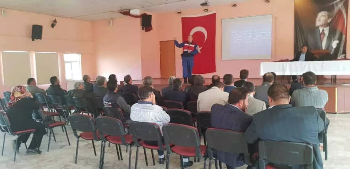 Hocalar İlçesinde Şoförlere Seminer