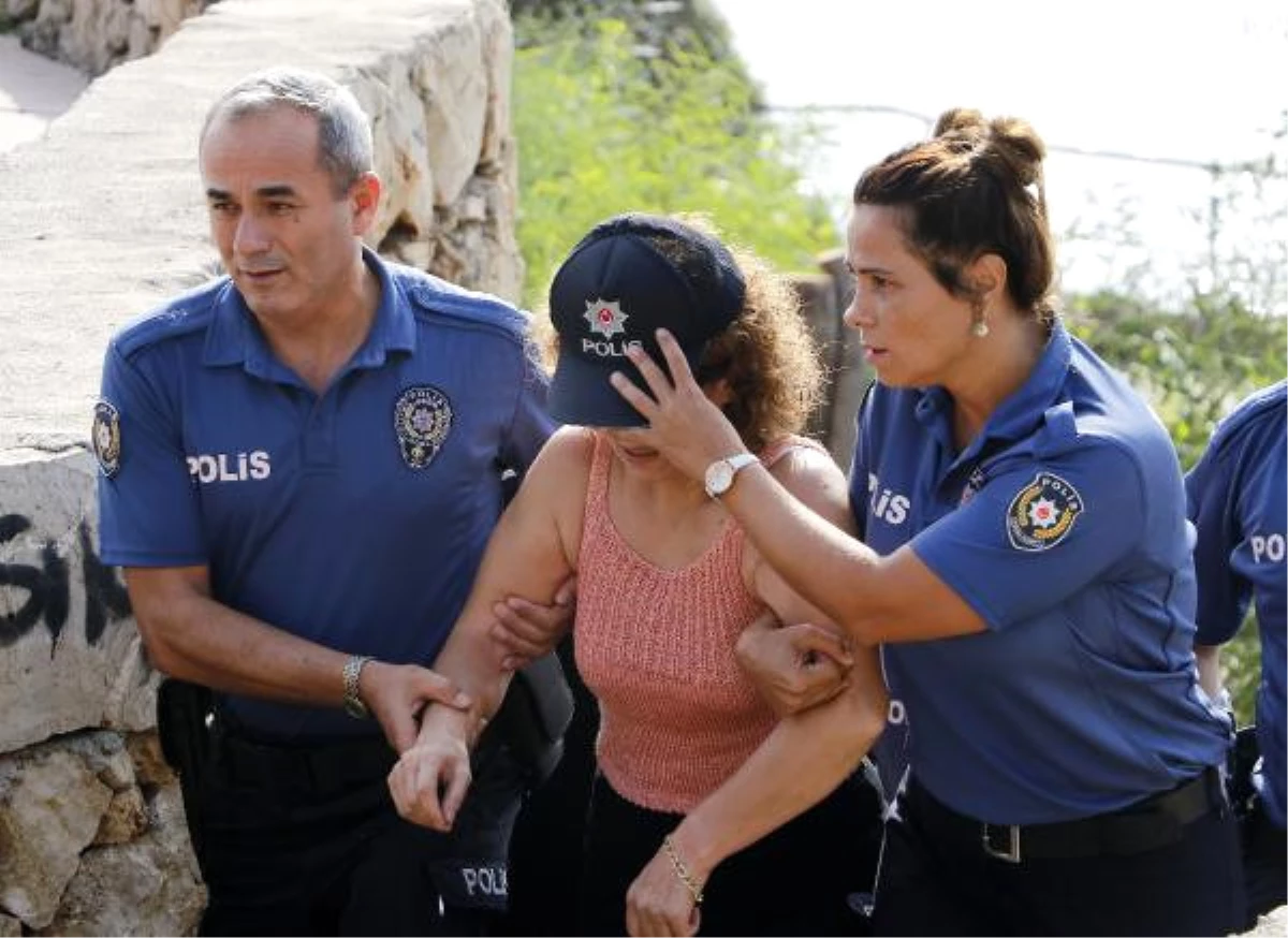 İntihar Girişiminde Bulunan Kadının Yüzü, Polis Kepiyle Gizlendi