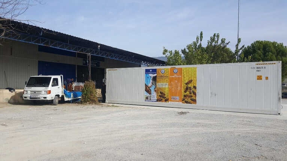 Muğla\'da \'Güvesiz Petek Güvenli Bal\' Projesi
